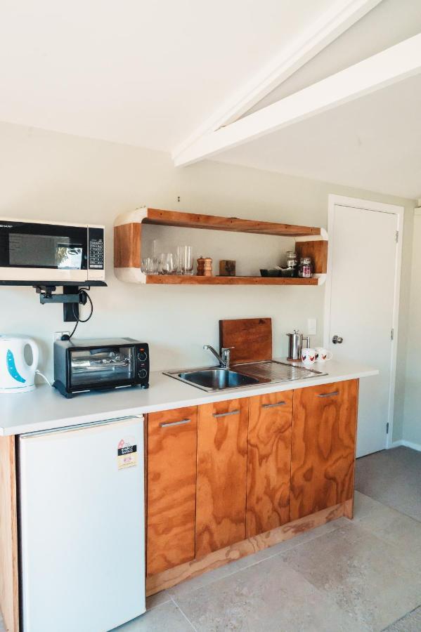 Villa The Hen House Kaipara Flats Exterior foto